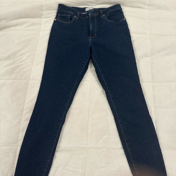Abercrombie & Fitch Dark Blue Women's Skinny Jeans - Picture 1 of 3